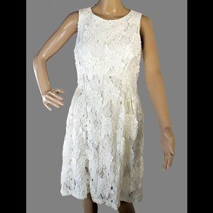 TAHARI ASL Levine Dress Size 6 White Lace Cocktail